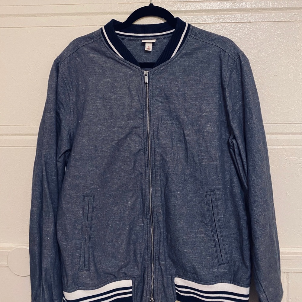 Lightweight varsity jacket